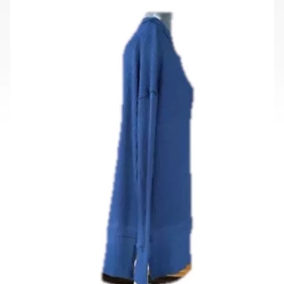 Free People We The Free Microphone Drop Long Sleeve Thermal in Blue Size XS - Picture 7 of 15